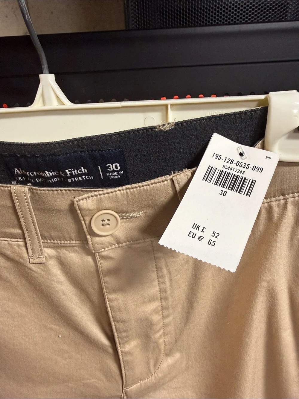 Abercrombie & Fitch nwt khaki